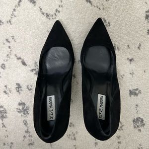 Steve Madden black heels size 9.